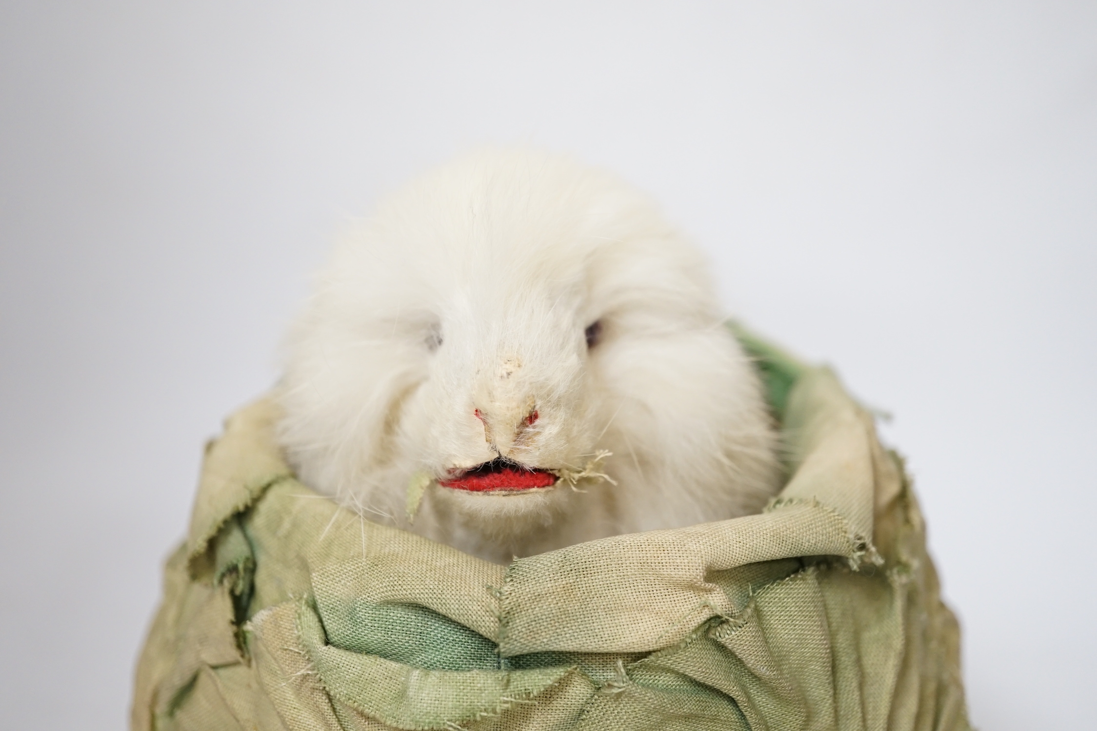 A Roullet et Decamps rabbit automaton in lettuce, 19cm high